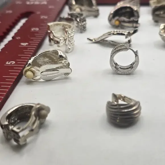 SINGLE Earrings Junk Lot 25 Pieces Mixed Color Craft Repurpose Project SKU 2959 - Picture 12 of 16